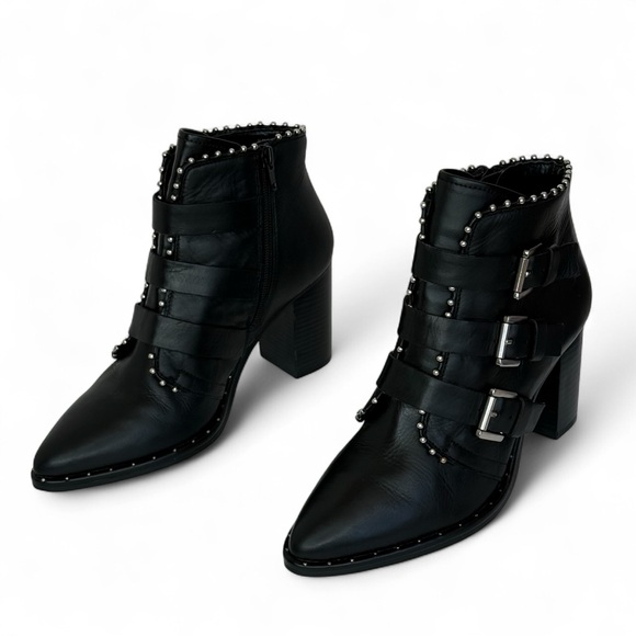 Steve Madden Edgy Black Leather Studded Block Heel Ankle Booties Sz 7 - Picture 2 of 16